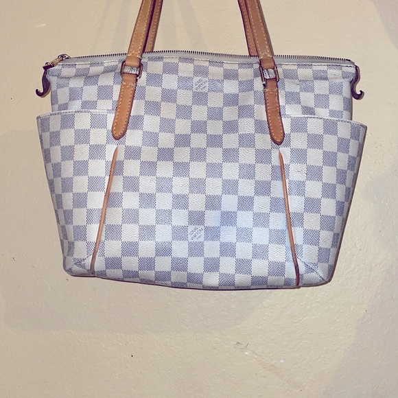 ✨ Louis Vuitton ✨ - Picture 11 of 14